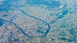 Vinci reconnaît avoir déversé des eaux polluées dans la Seine, Pécresse