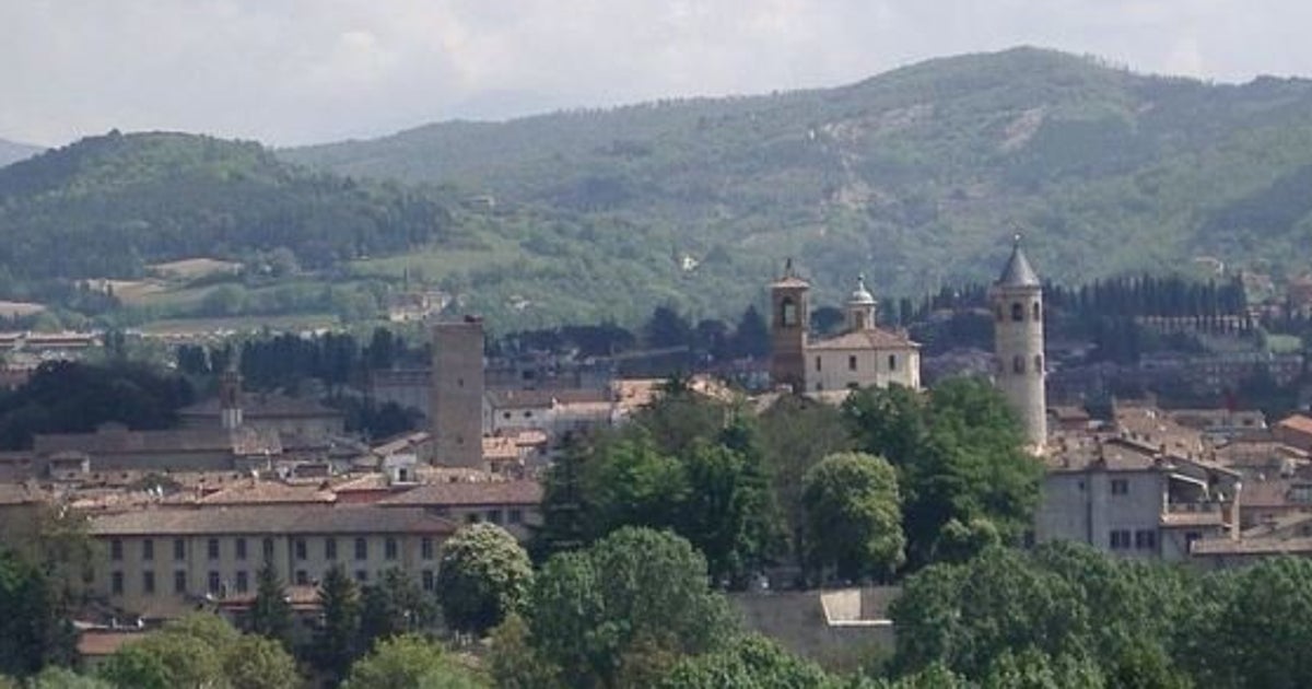 Citta Di Castello Madre Accoltella Il Figlio Disabile Di 11 Anni L Huffpost