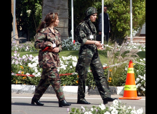 Gaddafi Women Bodyguards Photos Of The Amazonian Guard Huffpost