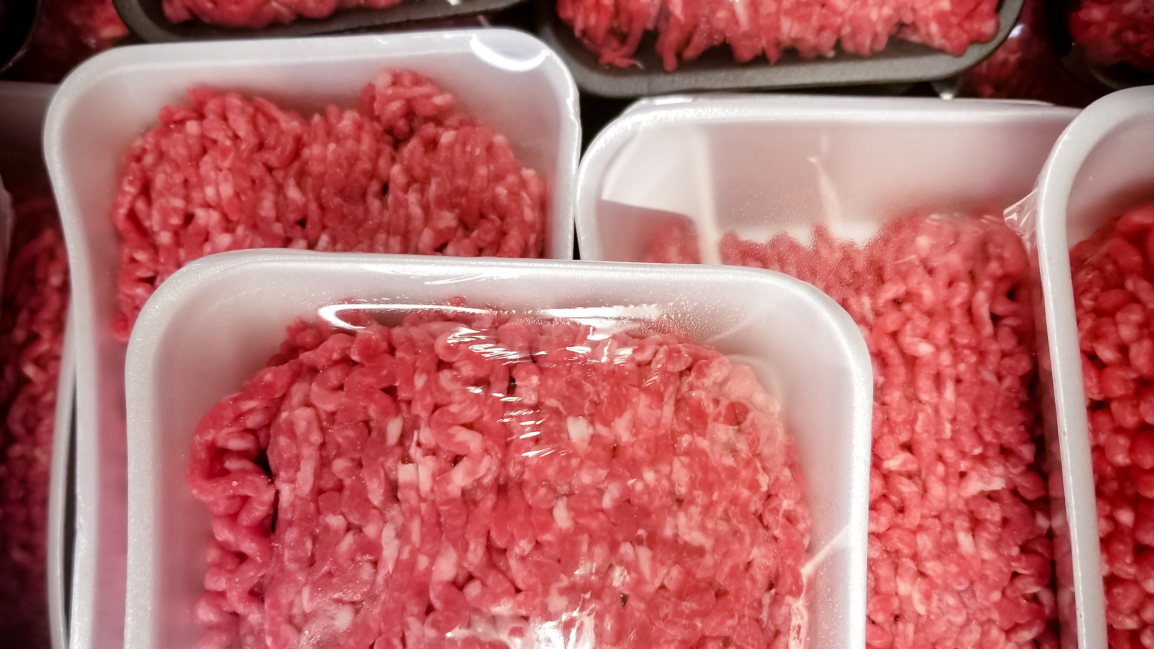 Over 113,000 Pounds Of Ground Beef Recalled Due To E. Coli Fears ...