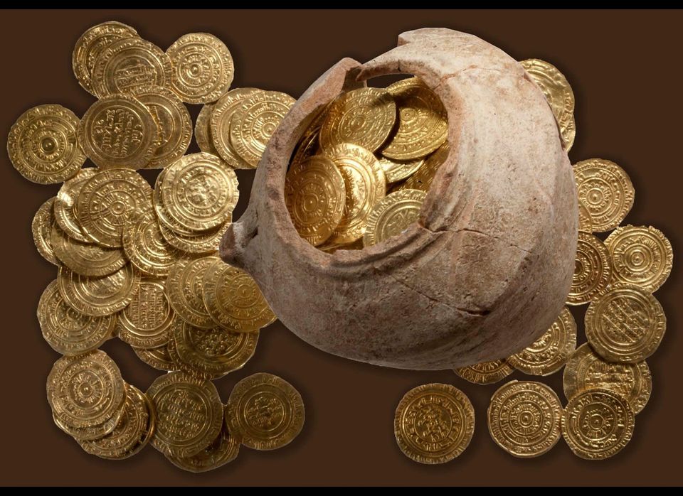 Gold Coins Unearthed At Israel Crusades Site 