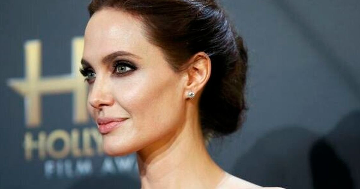 Angelina Jolie Incanta Con La Sua Eleganza Allhollywood Film Awards