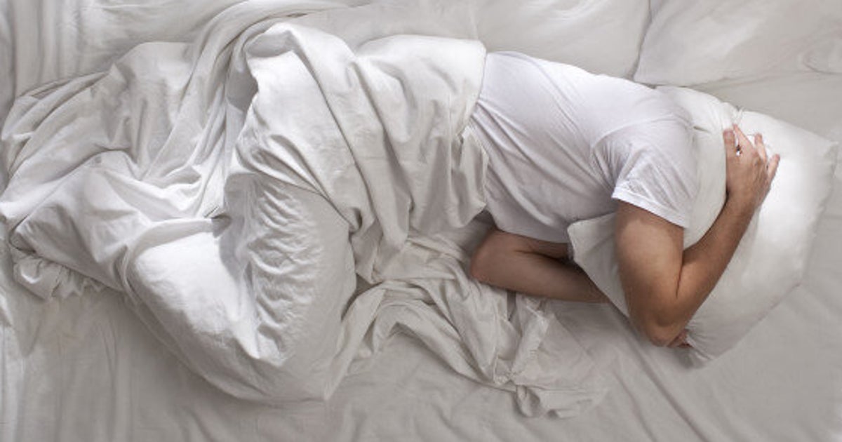 Troppo caldo per dormire? 11 trucchi per prendere sonno d'estate (FOTO