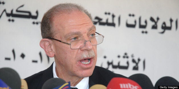 Gerald Feierstein the US ambassador to Yemen speaks to the press in the capital Sanaa, on October 11, 2010. AFP PHOTO/GAMAL N