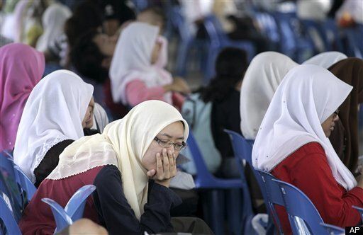 Malaysian Polygamy Club Draws Criticism Huffpost The World Post