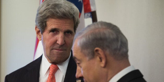JERUSALEM, ISRAEL - MAY 23: (ISRAEL OUT) US Secretary of State John Kerry and Israeli Prime Minister Benjamin Netanyahu ahea