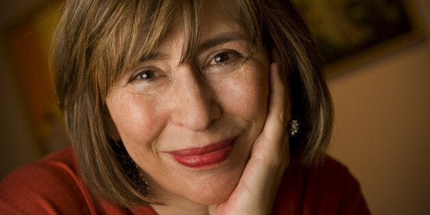 Slug: ST/Nafisi Date: 12.30.2008 Kevin Clark/The Washington Post Neg #: clarkk205580 Washington, DC Azar Nafisi, local auth