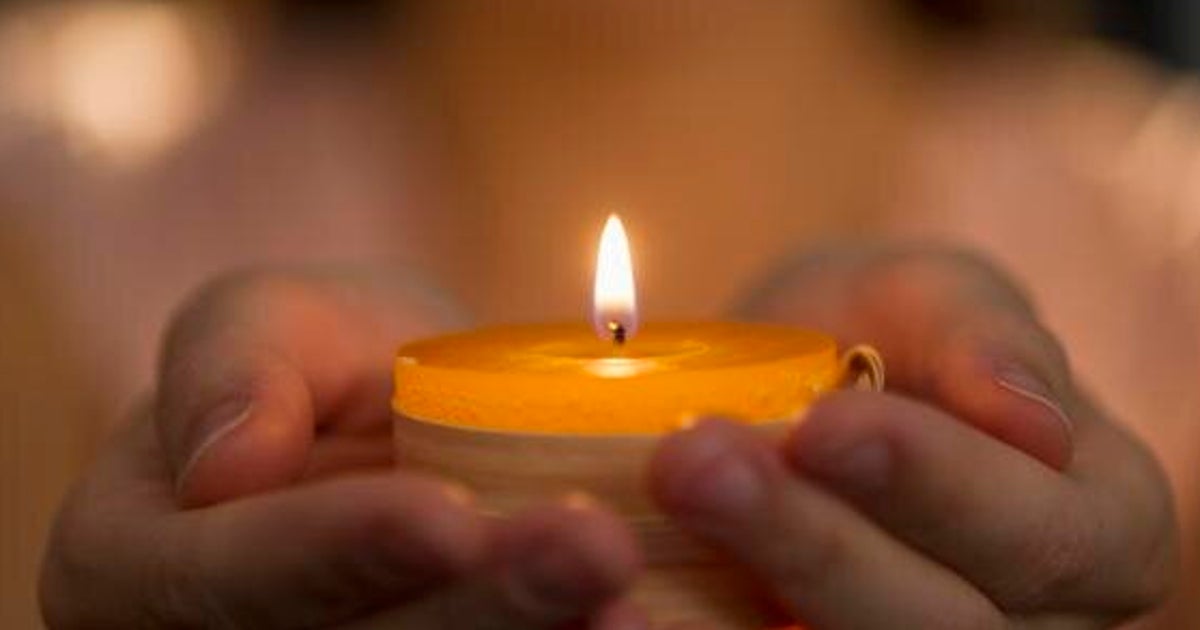 Ecco Come Accendere Le Candele Nel Modo Giusto Una Ex Dipendente Di Yankee Candle Svela 4 Trucchi L Huffpost