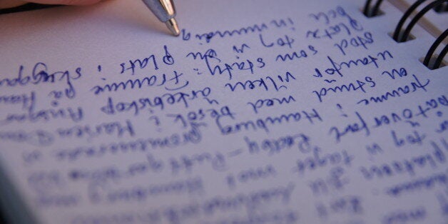 Come scrivere un riassunto di sé per un sito di incontri