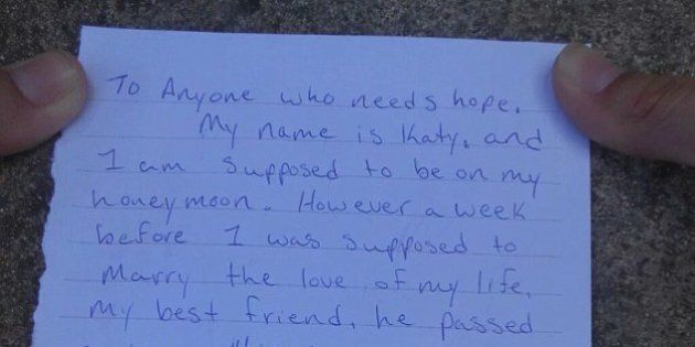 La Lettera D Amore Nella Bottiglia Trovata In Un Tempio Maya Ho Perso Il Mio Amore Una Settimana Prima Del Matrimonio L Huffpost