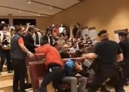 Lars Vilks, Muhammad Cartoonist, ATTACKED During Lecture (VIDEO) | HuffPost The World Post Lars Vilks, Muhammad Cartoonist, ATTACKED During Lecture (VIDEO) | HuffPost The World Post