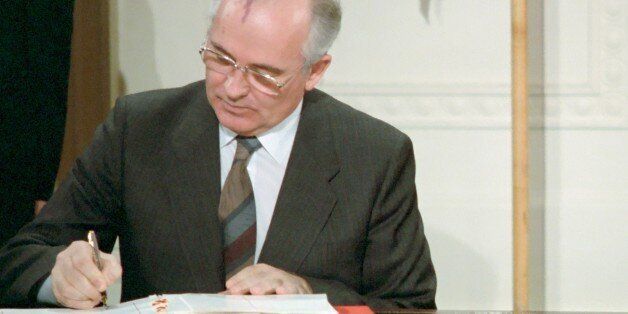 UNSPECIFIED - CIRCA 1754: Soviet leader Mikhail Gorbachev and US President Ronald Reagan signing the INF Treaty 1987 (Photo by Universal History Archive/Getty Images)