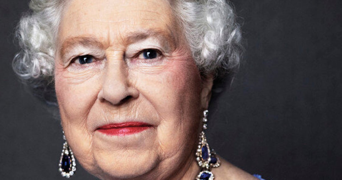 La Regina Elisabetta II festeggia il suo Giubileo di Zaffiro: 65 anni