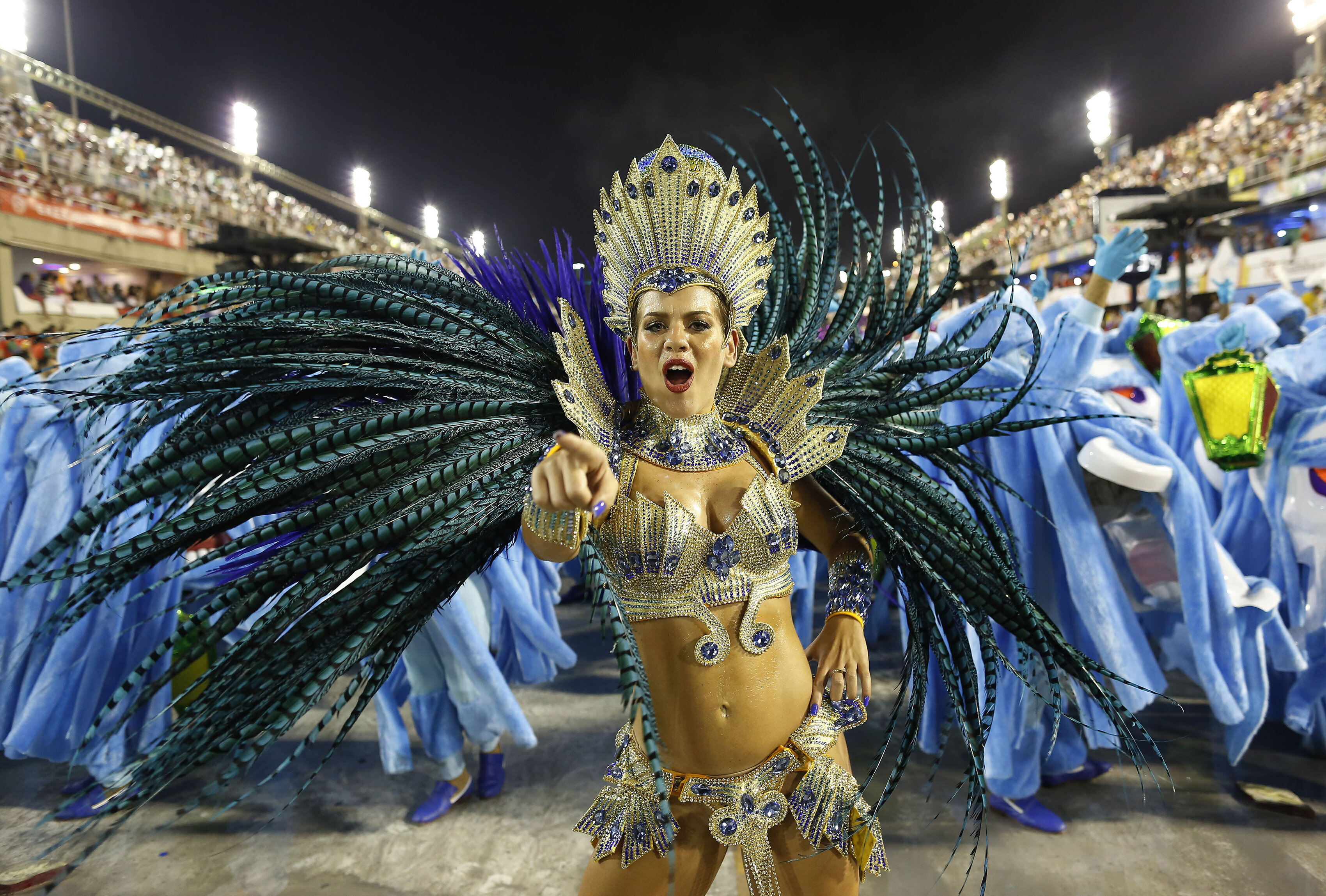 10 Absolutely Gorgeous Photos Of Rio S Carnival HuffPost UK The World   5cc1455b2400005500e481b5 