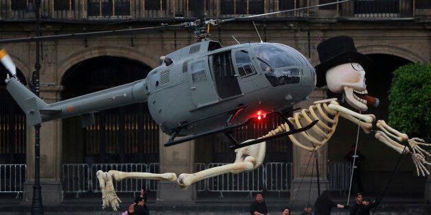 MEXICO CITY, MEXICO - MARCH 26: Aspects of helicopter scene during the filming of the latest James Bond movie 'Spectre' at downtown streets of Mexico City on March 26, 2015 in Mexico City, Mexico. (Photo by Hector Vivas/LatinContent/Getty Images)