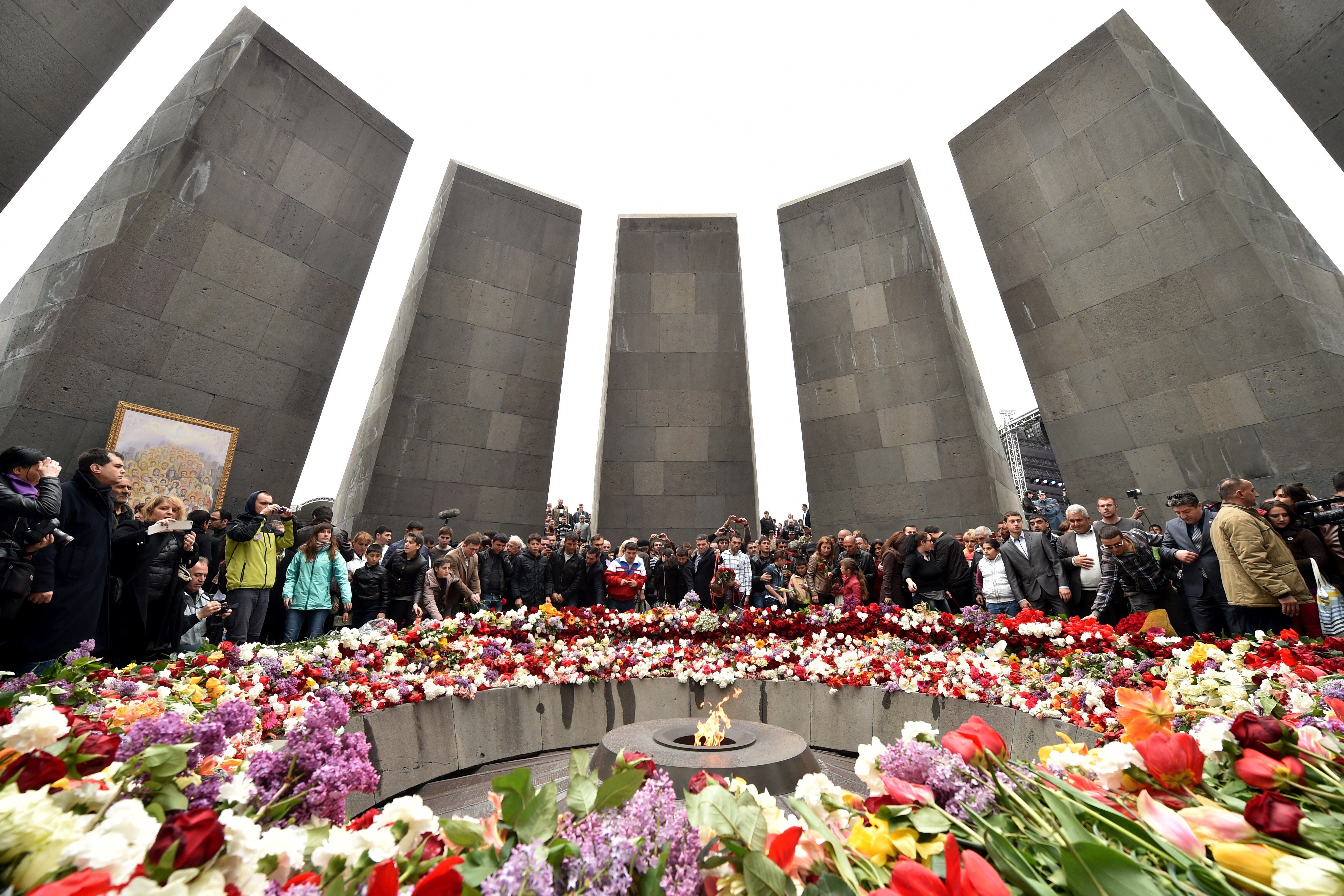 Poignant Photos From Around The World Show Armenian Genocide Has Not   5cc14a5b2400003200229f4a 