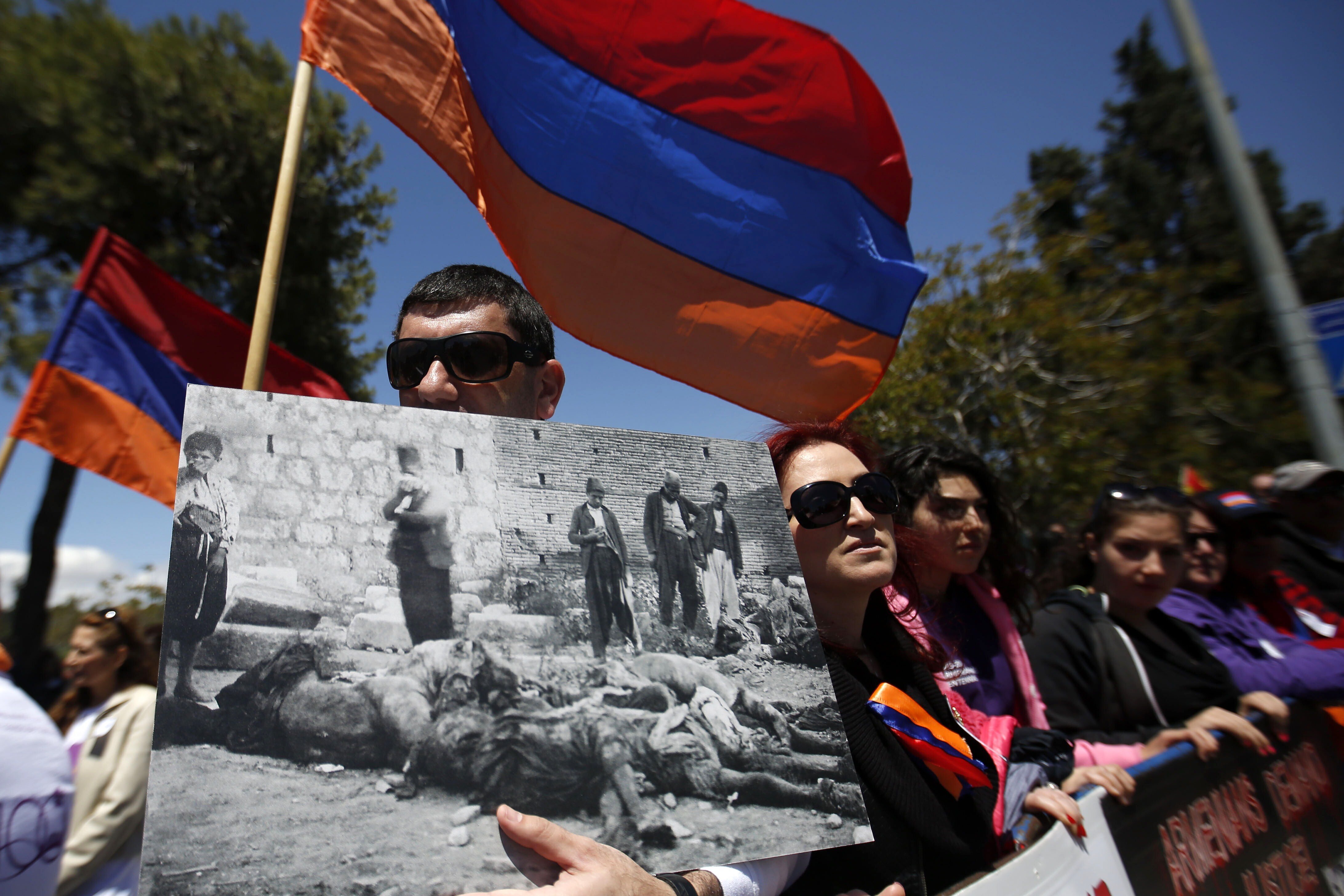 Poignant Photos From Around The World Show Armenian Genocide Has Not   5cc14a61260000520070a81d 