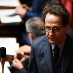 Des députés LREM menacent de quitter le groupe si Agnès Thill n'est pas