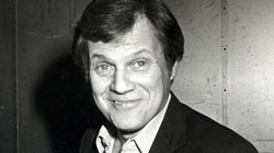 Ken Kercheval, l’ennemi juré de J.R dans “Dallas”, est