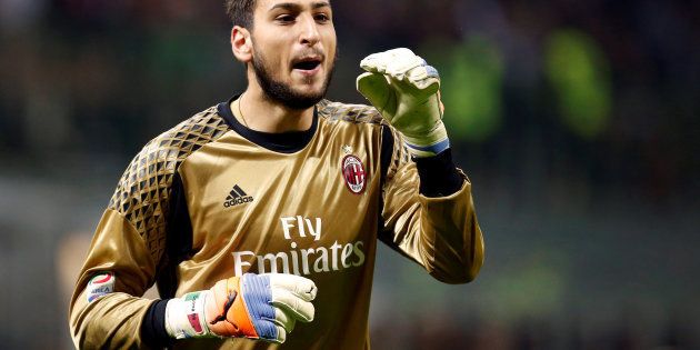 Gianluigi Donnarumma firma per il Milan fino al 2021 ...