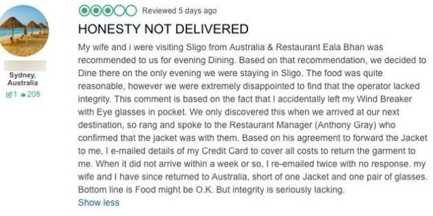 Il Cliente Lascia Una Recensione Negativa Su Tripadvisor Ma