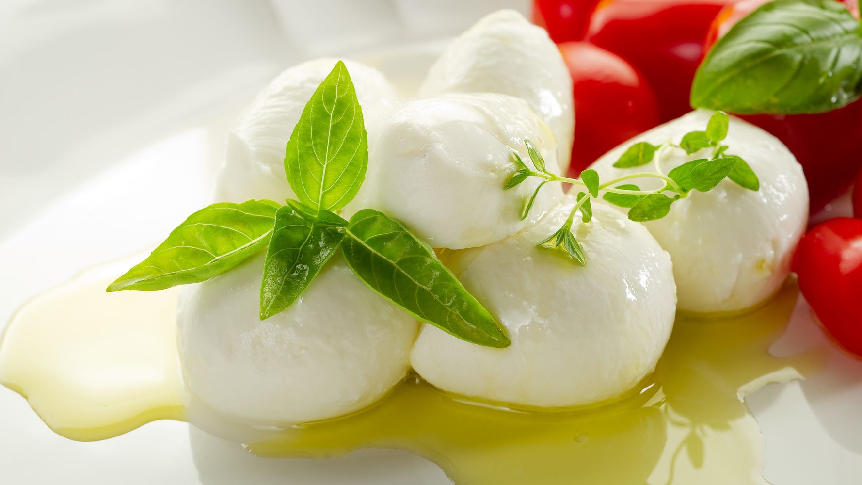 Mozzarella E Pomodoro Nulla Di Piu Sbagliato 9 Abbinamenti Che Aiutano A Dimagrire L Huffpost