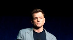 Fallait-il un acteur gay pour “Rocketman”? Taron Egerton répond aux