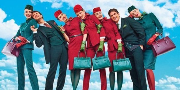 Non Vedrete Piu Le Hostess Alitalia Vestite Cosi Alberta Ferretti Ridisegna La Discussa Divisa L Huffpost