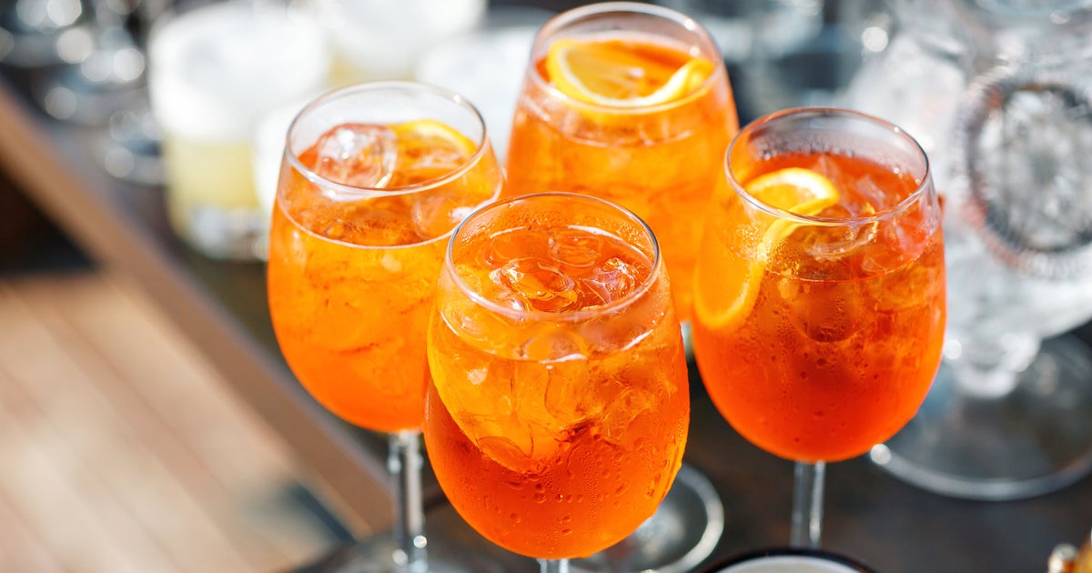 Il New York Times Celebra Lo Spritz E Spiega Perche Gli Americani Sono Innamorati Del Sole Nel Bicchiere L Huffpost