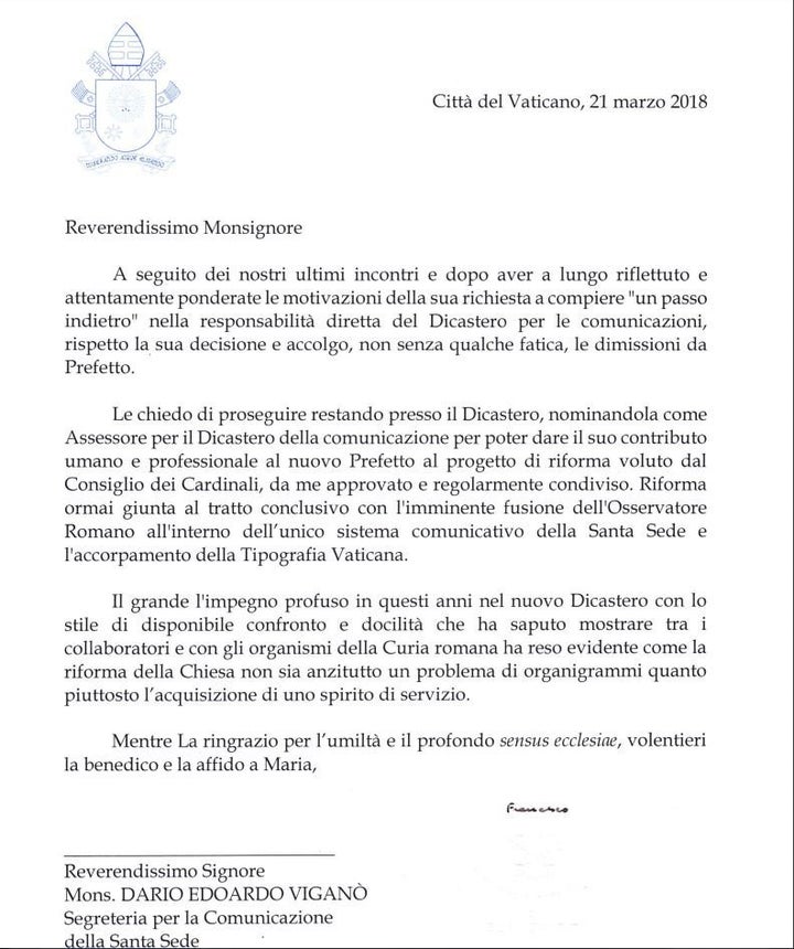 La Lettera Di Dimissioni Di Vigano Al Papa Molte Polemiche Sul Mio Operato Mi Faccio In Disparte Il Rammarico Di Francesco L Huffpost