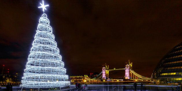 Immagini Natalizie Londra.7 Motivi Per Cui Londra E La Vera Citta Del Natale E Dovreste Visitarla L Huffpost