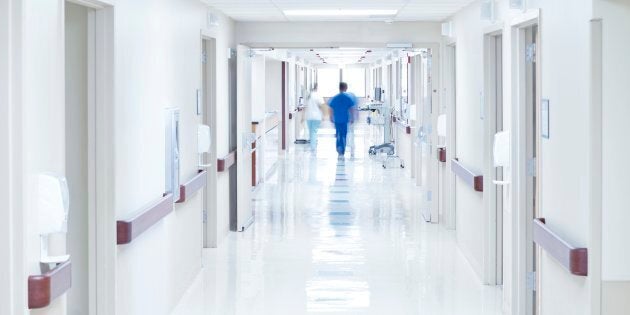 Fare i medici collegare con gli infermieri