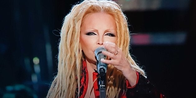 Sanremo 2019 Il Momento Piu Divertente Lo Regala Patty Pravo Ma Sono Venuta A Fare Un Passeggiata O A Cantare L Huffpost