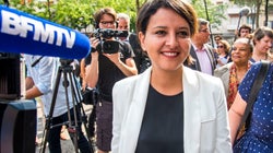 Najat Vallaud-Belkacem raille Macron qui a “découvert les familles