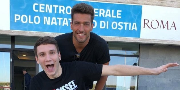 manuel bortuzzo in sedia a rotelle torna a ostia con gabriele detti volere volare pronti a tornare l huffpost