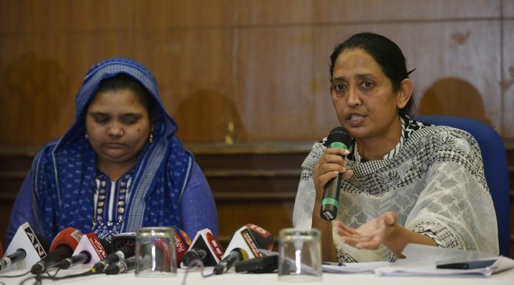 Bilkis Bano with her lawyer, Shobha Gupta, addressing a press conference in New Delhi on 24 April, 2019. 