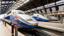Un syndicaliste SNCF menacé de licenciement pour s’être “mis à genoux” devant sa