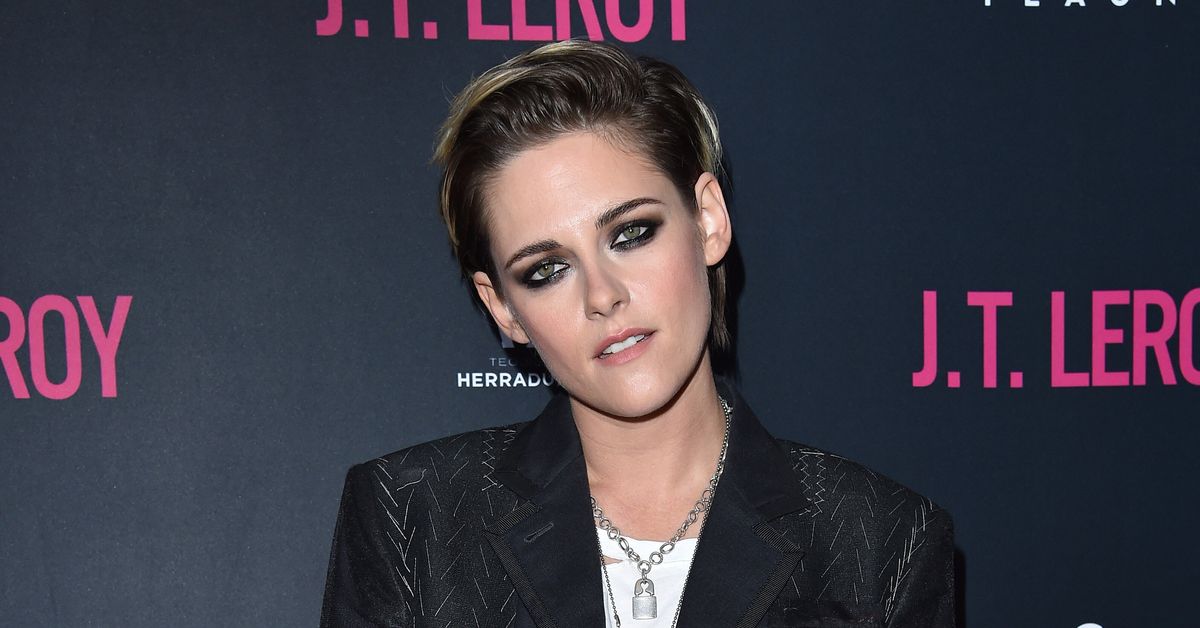 Kristen Stewart's Favorite Chain Lock Necklace With Padlock Pendant