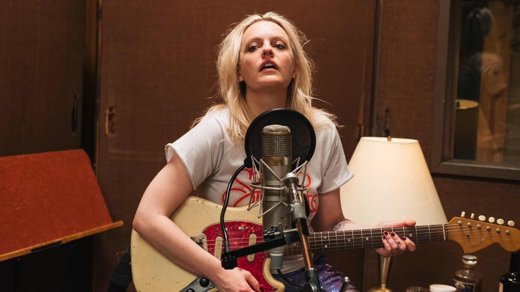 How Courtney Love Spider Man Lady Gaga And Showgirls Inspired Her Smell Huffpost