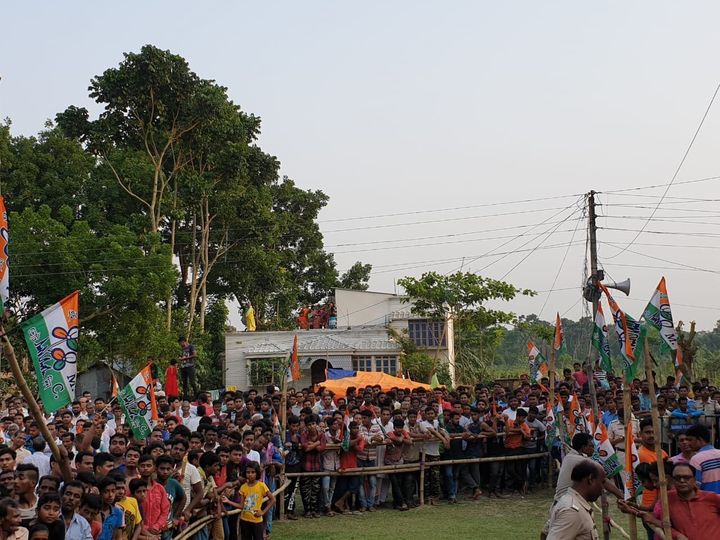 A glimpse of the crowd at Nusrat Jahan's meeting in Baduria.