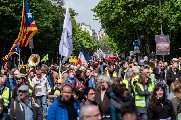 Manifestations De Gilets Jaunes Syndicats Et Black Blocs