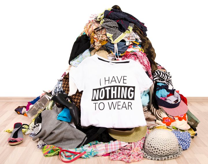 el armario lleno nada que ponerme": cuándo tirar la ropa y cómo la decisión | El HuffPost