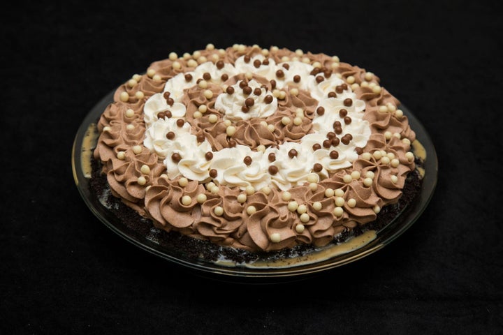 This is Rhonda Hull's top-prize-winning Denali Caribou Crunch Pie.