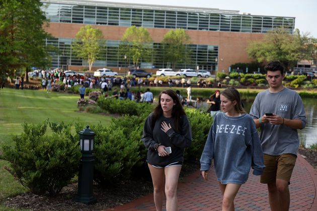 Une fusillade dans une université à Charlotte fait deux