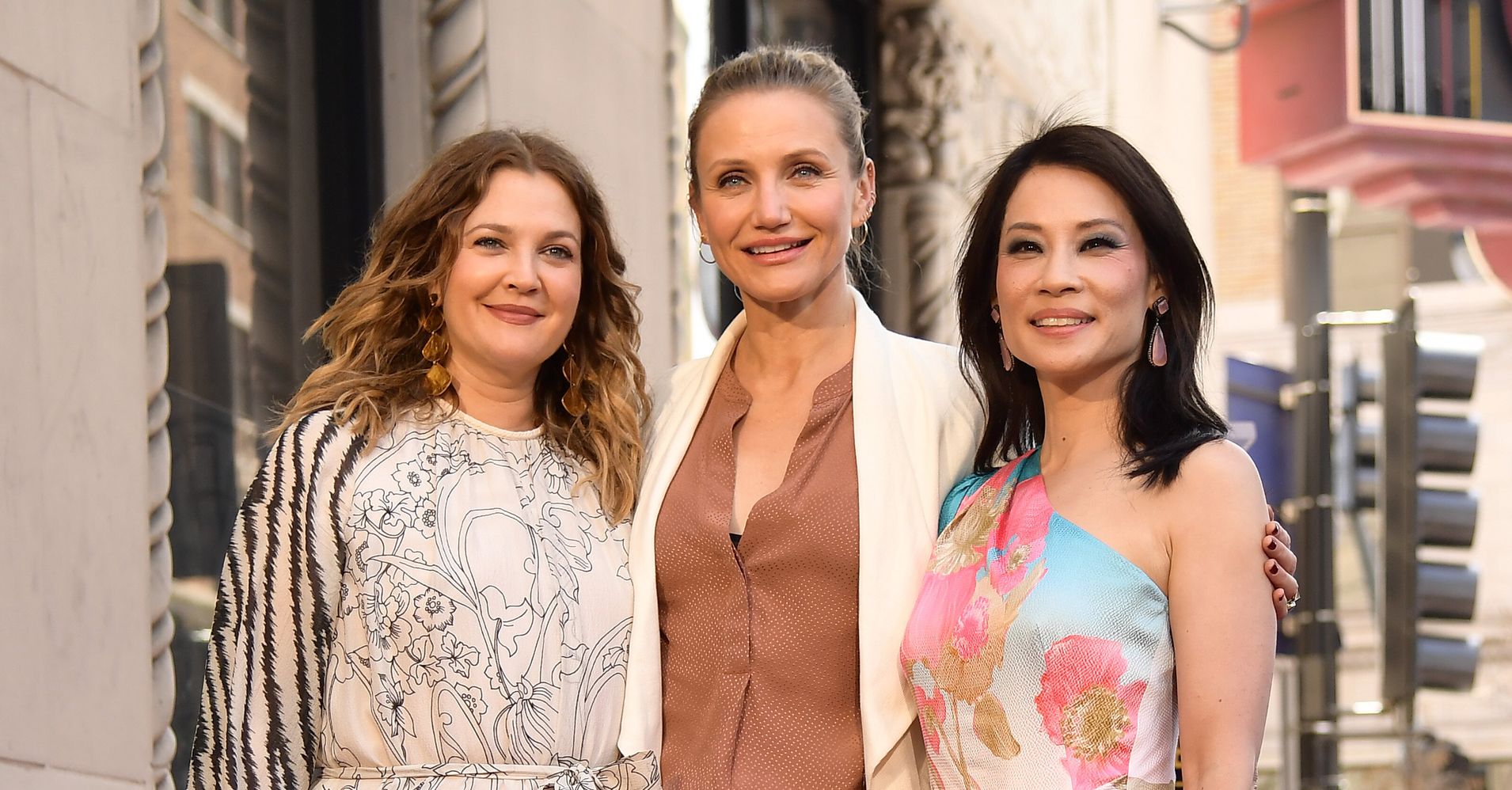 'Charlie's Angels' Stars Reunite At Lucy Liu's Hollywood Walk Of Fame ...