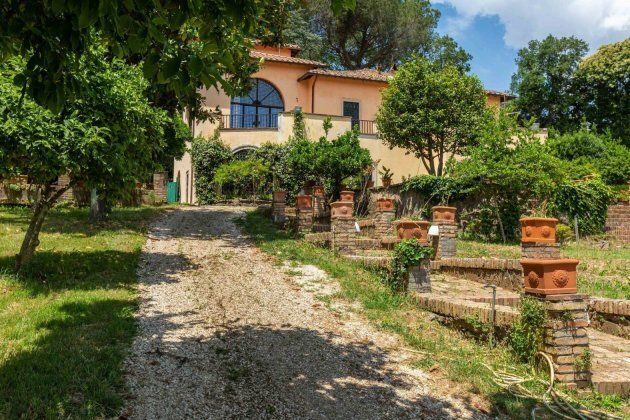 La casa di Eduardo De Filippo fuori Roma è in vendita ...