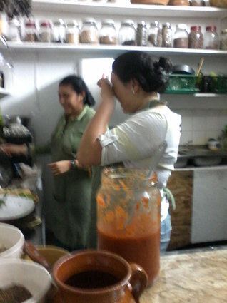 Astride et Andrea des employées d'un restaurant de Guatemala City