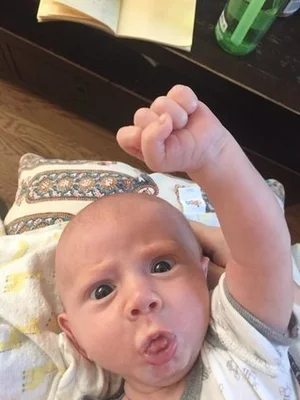 The Happy Song La Chanson Creee Par Deux Chercheurs Qui Rendrait Les Bebes Heureux Video Huffpost Null