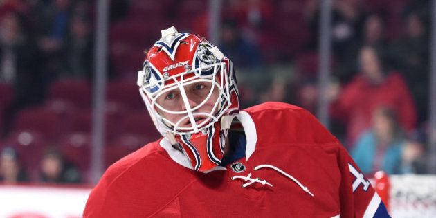 MONTREAL, QC - JANUARY 14: Ben Scrivens #40 of the Montreal Canadiens warms up prior to the game against the Chicago Blackhawks in the NHL game at the Bell Centre on January 14, 2016 in Montreal, Quebec, Canada. (Photo by Francois Lacasse/NHLI via Getty Images) *** Local Caption ***Ben Scrivens;