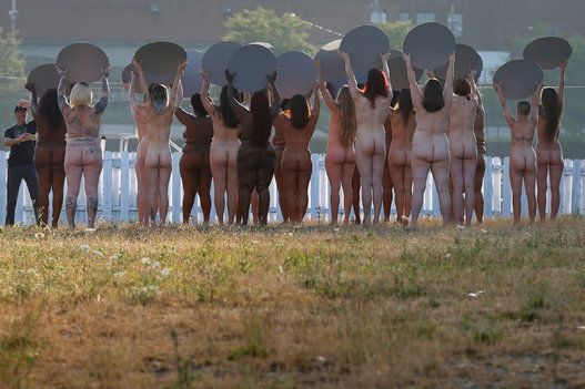 100 femmes nues: oeuvre de Spencer Tunick